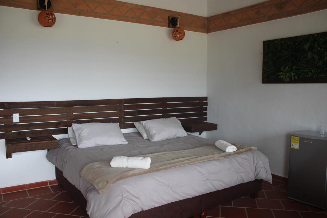 Hotel, Bungalows, Chalet Y Cabanas Aventura Park Villa De Leyva La Periquera Extérieur photo